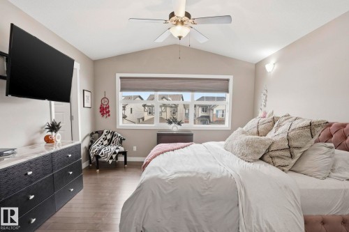 2236 Calhoun Link Link, Edmonton, AB - Indoor Photo Showing Bedroom
