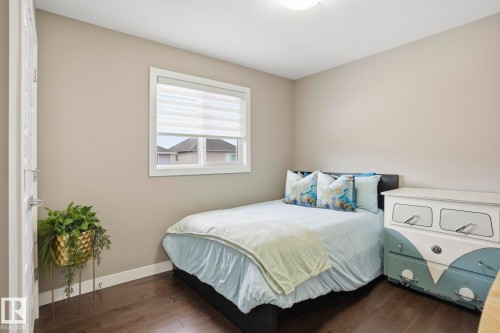 2236 Calhoun Link Link, Edmonton, AB - Indoor Photo Showing Bedroom