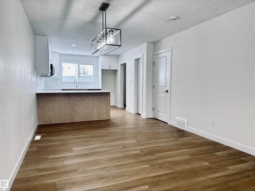 4843 115 Avenue, Edmonton, AB - Indoor Photo Showing Other Room