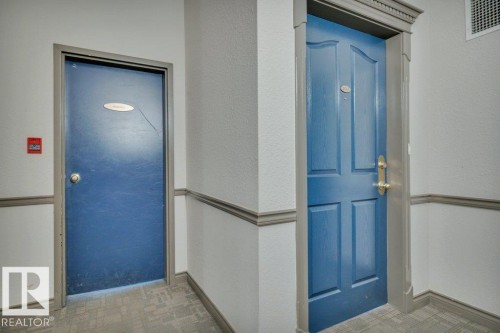 102 2903 Rabbit Hill Road, Edmonton, AB - Indoor Photo Showing Other Room