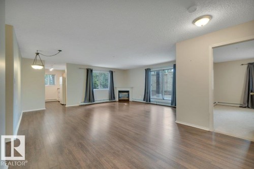 102 2903 Rabbit Hill Road, Edmonton, AB - Indoor Photo Showing Living Room
