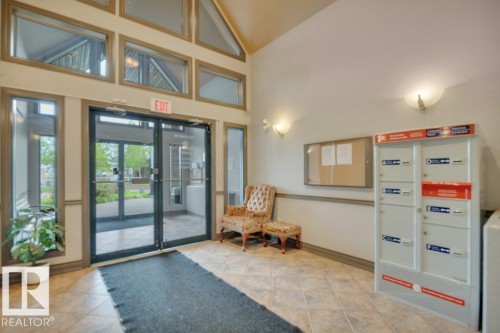 102 2903 Rabbit Hill Road, Edmonton, AB - Indoor Photo Showing Other Room