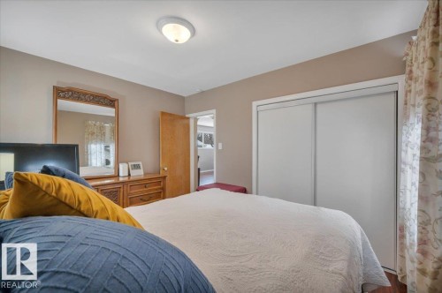 Bedroom with a closet - 7934 81 Avenue Nw, Edmonton, AB - Indoor Photo Showing Bedroom