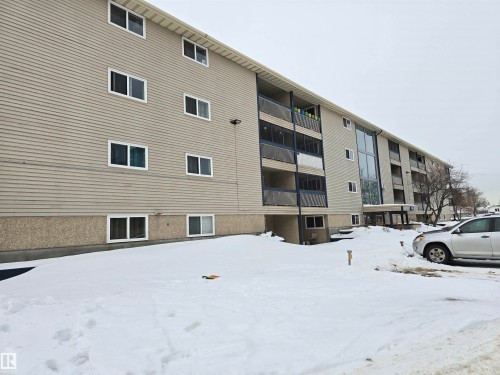 Edmonton, AB - Outdoor