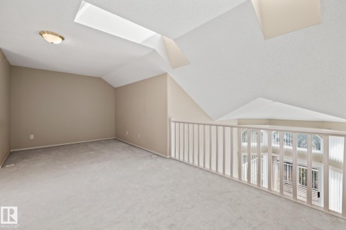 500 182 Haddow Close, Edmonton, AB - Indoor Photo Showing Other Room