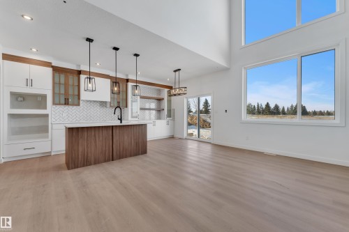 36 Grayson Green, Stony Plain, AB - Indoor Photo Showing Kitchen
