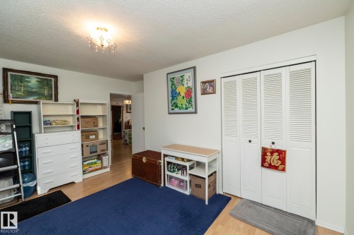 11539 40 Avenue, Edmonton, AB - Indoor