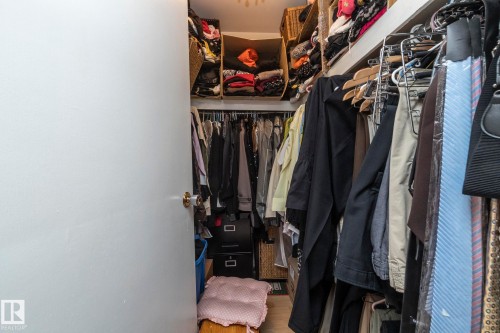 11539 40 Avenue, Edmonton, AB - Indoor With Storage