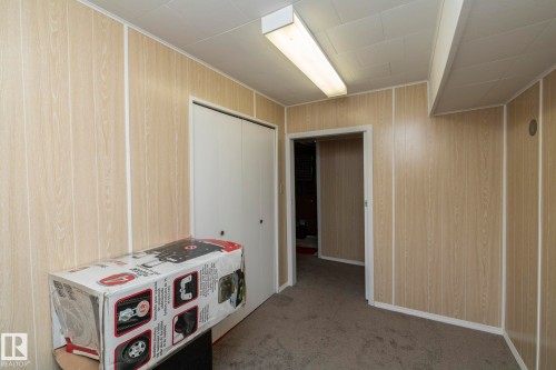11539 40 Avenue, Edmonton, AB - Indoor Photo Showing Other Room