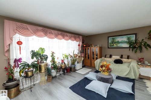 11539 40 Avenue, Edmonton, AB - Indoor