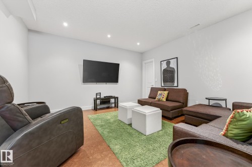 10283 89 Street, Edmonton, AB - Indoor Photo Showing Living Room