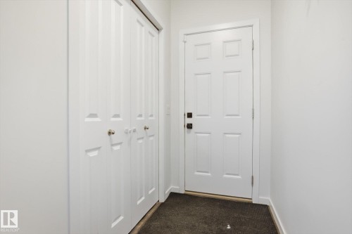 347 Desrochers Boulevard, Edmonton, AB - Indoor Photo Showing Other Room