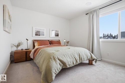 347 Desrochers Boulevard, Edmonton, AB - Indoor Photo Showing Bedroom