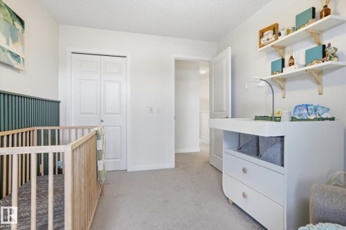 347 Desrochers Boulevard, Edmonton, AB - Indoor Photo Showing Bedroom