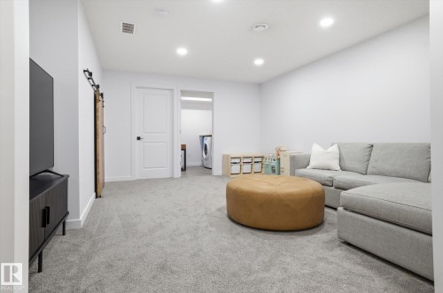 347 Desrochers Boulevard, Edmonton, AB - Indoor