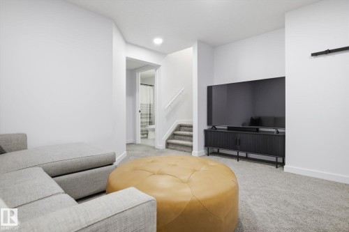 347 Desrochers Boulevard, Edmonton, AB - Indoor