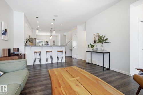 347 Desrochers Boulevard, Edmonton, AB - Indoor Photo Showing Living Room