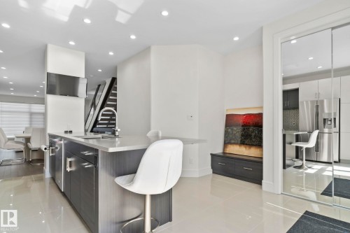 14041 101A Avenue, Edmonton, AB - Indoor Photo Showing Kitchen With Upgraded Kitchen