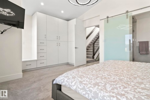 14041 101A Avenue, Edmonton, AB - Indoor Photo Showing Bedroom