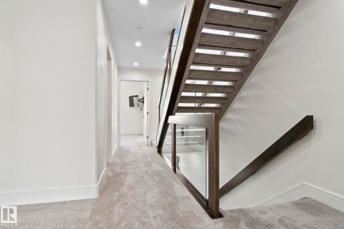 14041 101A Avenue, Edmonton, AB - Indoor Photo Showing Other Room