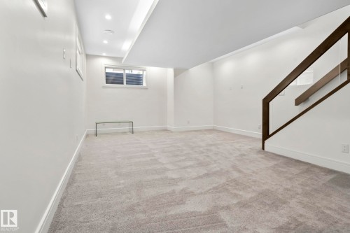 14041 101A Avenue, Edmonton, AB - Indoor Photo Showing Other Room