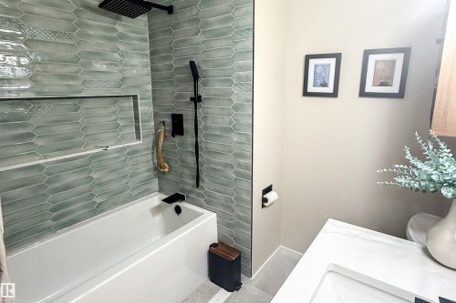 Full bathroom with vanity and shower / washtub combination - 7316 100 Avenue, Edmonton, AB - Indoor Photo Showing Bathroom