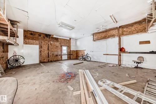 View of misc room - 13904 135 Avenue, Edmonton, AB - Indoor Photo Showing Garage