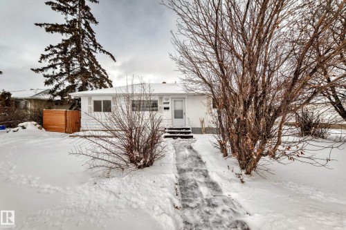 View of front facade - 13904 135 Avenue, Edmonton, AB - Outdoor