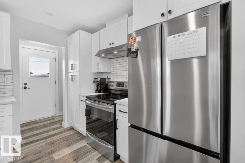 13420 102 Street, Edmonton, AB - Indoor Photo Showing Kitchen With Stainless Steel Kitchen