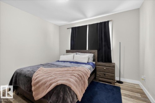 13420 102 Street, Edmonton, AB - Indoor Photo Showing Bedroom
