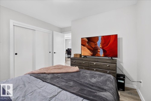 13420 102 Street, Edmonton, AB - Indoor Photo Showing Bedroom