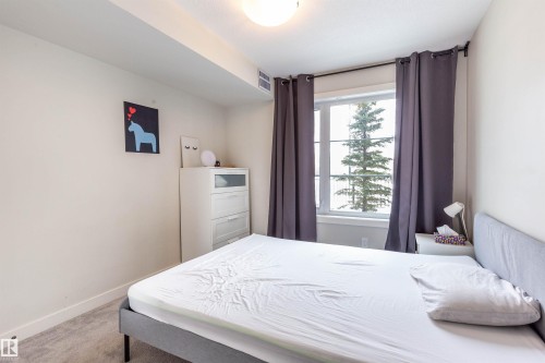 109 5029 Edgemont Boulevard, Edmonton, AB - Indoor Photo Showing Bedroom