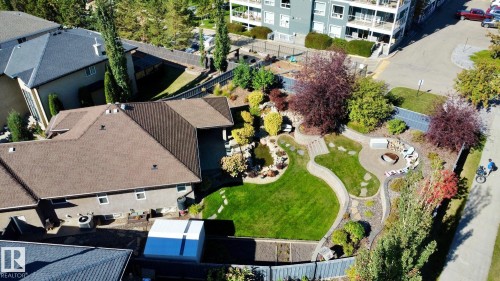 928 Thompson Place, Edmonton, AB - Outdoor