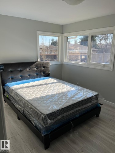 13538 127 Street, Edmonton, AB - Indoor Photo Showing Bedroom