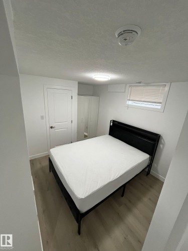 13538 127 Street, Edmonton, AB - Indoor Photo Showing Bedroom