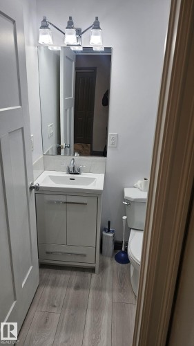 13538 127 Street, Edmonton, AB - Indoor Photo Showing Bathroom