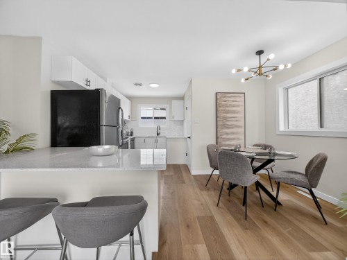 4841 114 Avenue, Edmonton, AB - Indoor Photo Showing Dining Room