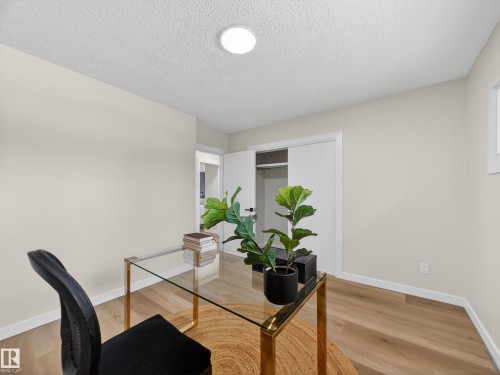 4841 114 Avenue, Edmonton, AB - Indoor