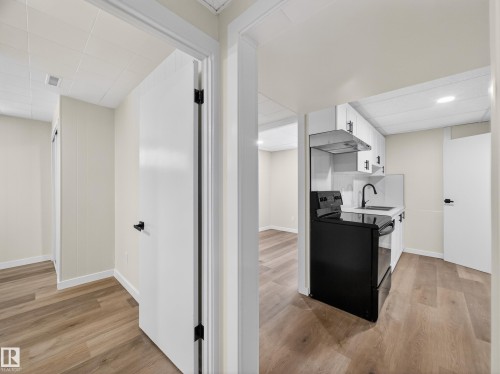 4841 114 Avenue, Edmonton, AB - Indoor