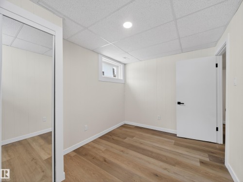 4841 114 Avenue, Edmonton, AB - Indoor Photo Showing Other Room