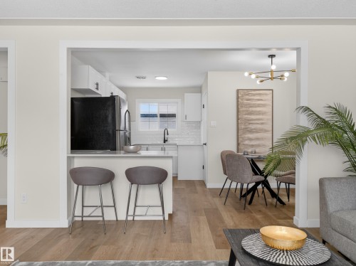 4841 114 Avenue, Edmonton, AB - Indoor