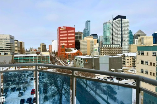 901 10504 99 Avenue, Edmonton, AB - Outdoor