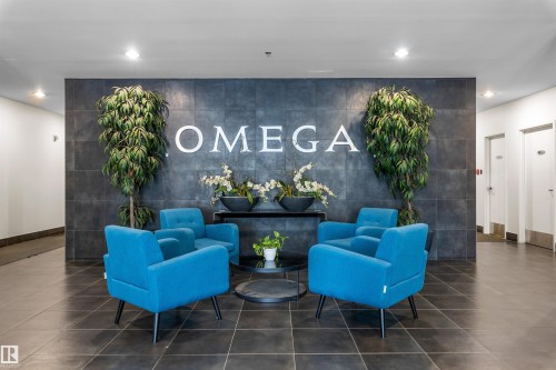 901 10504 99 Avenue, Edmonton, AB - Indoor Photo Showing Other Room