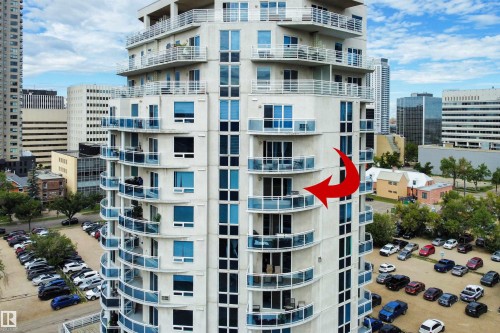 901 10504 99 Avenue, Edmonton, AB - Outdoor