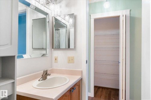 113 5 Aberdeen Way, Stony Plain, AB - Indoor Photo Showing Bathroom