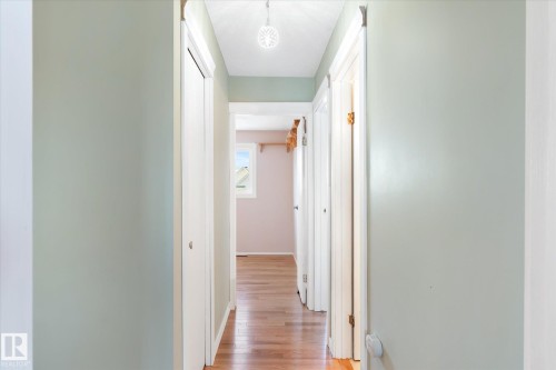 113 5 Aberdeen Way, Stony Plain, AB - Indoor Photo Showing Other Room