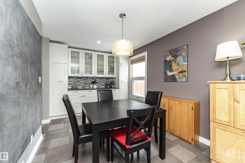 17135 109 Street, Edmonton, AB - Indoor Photo Showing Dining Room