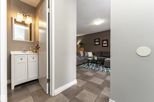 17135 109 Street, Edmonton, AB - Indoor