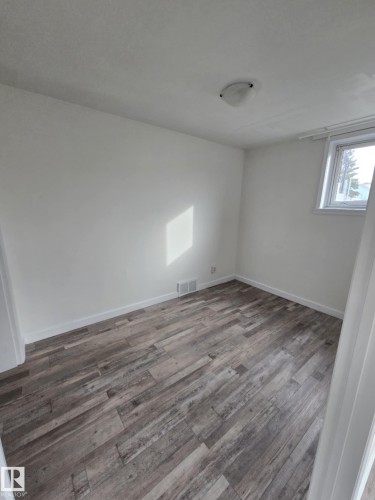 6422 132 Avenue, Edmonton, AB - Indoor Photo Showing Other Room