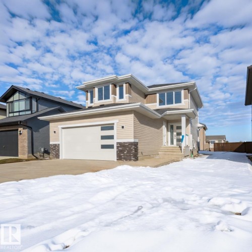 5252 47 Avenue, Calmar, AB - Outdoor With Facade